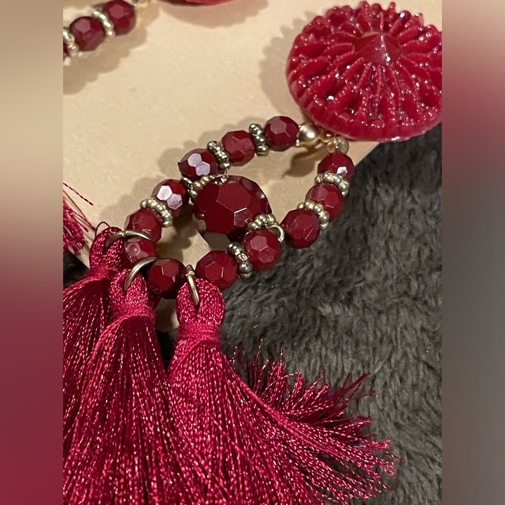 Bohemian style bead and tassel earrings - NWT - red and gold 4” and lightweight - Picture 4 of 4